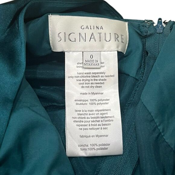 Galina Signature Emerald Charmeuse Flutter-Sleeve A-Line Dress 0 - Picture 5 of 5